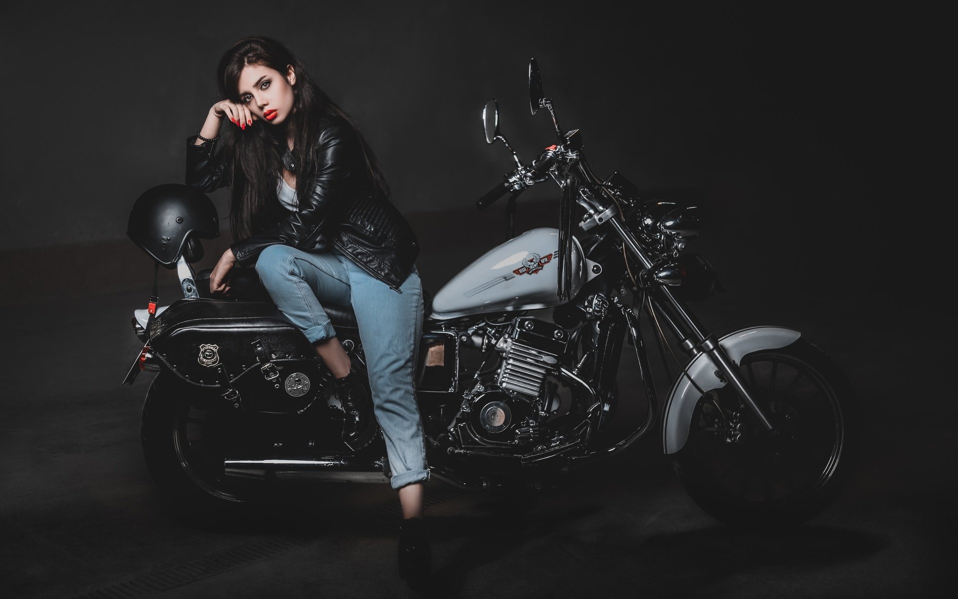 Biker girls: style and drive in Abuja